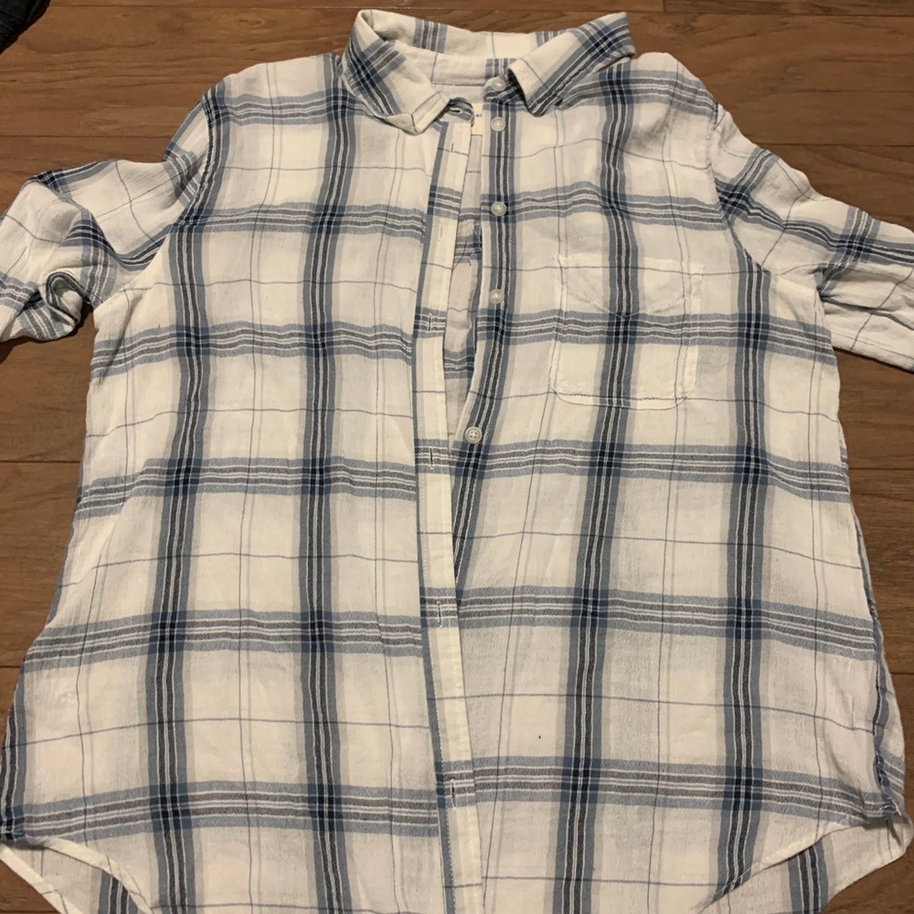 American Eagle blue and white flannel
